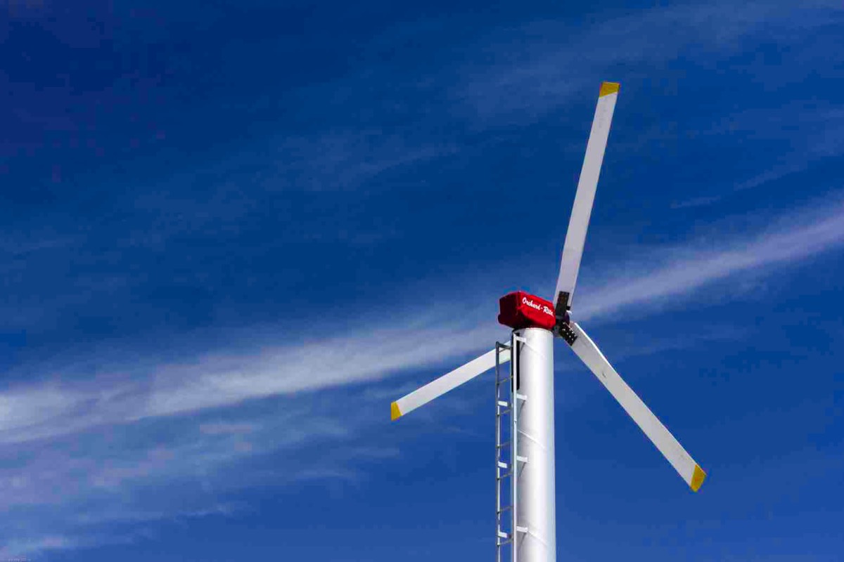 De stillere wind machine is momenteel de beste vorstbescherming in gebieden waar veel buren zijn.